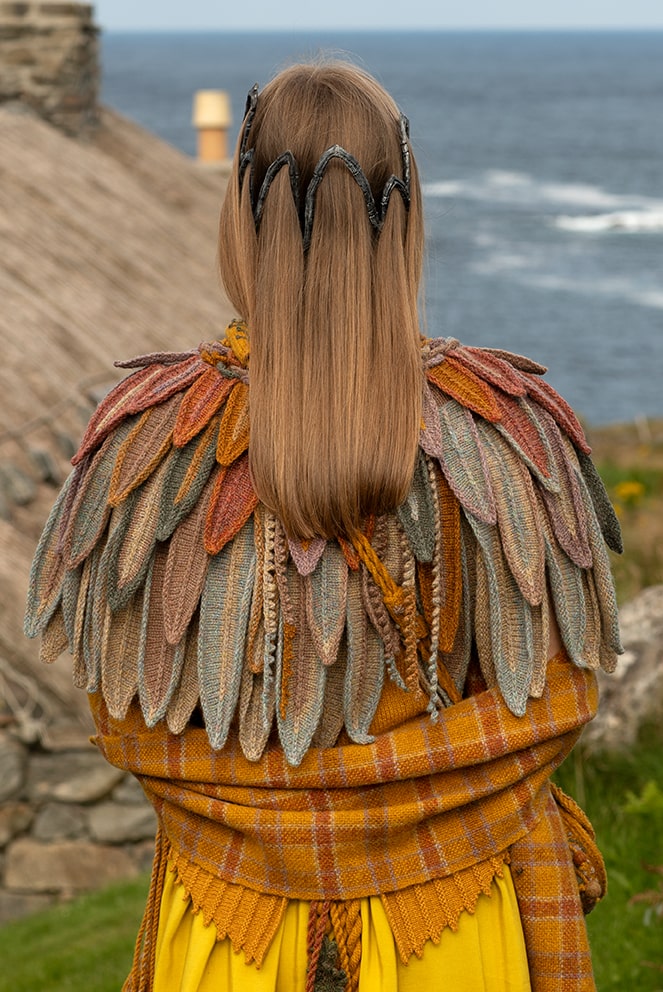 The Raven Capelet patterncard kit design by Alice Starmore from the House of Feathers collection. The Raven Capelet patterncard kit design by Alice Starmore from the House of Feathers collection.